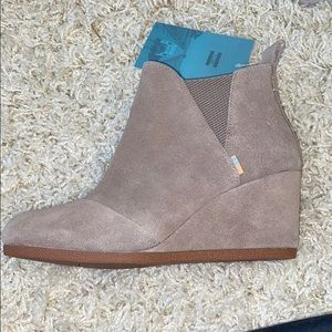 Toms booties